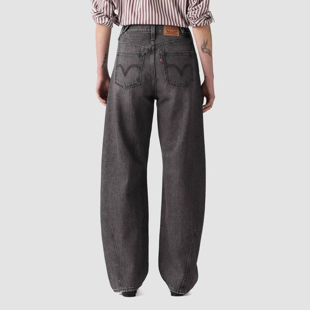 Levi's - Women's Cinch Barrel Jeans - Past Lives 25 Black - Picture 3 of 3